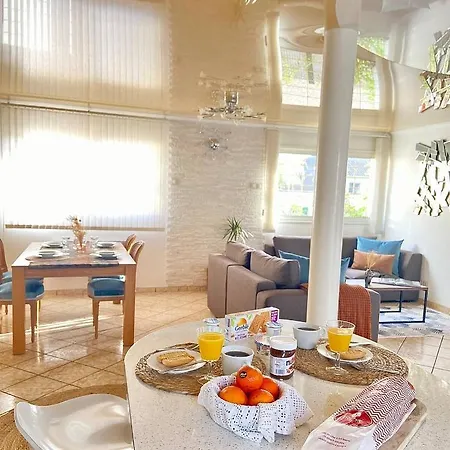 Maison De Vacances Avec Terrasse Proche De Rouen Maromme